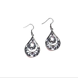 Gunmeatal Teardrop Dangle Earrings